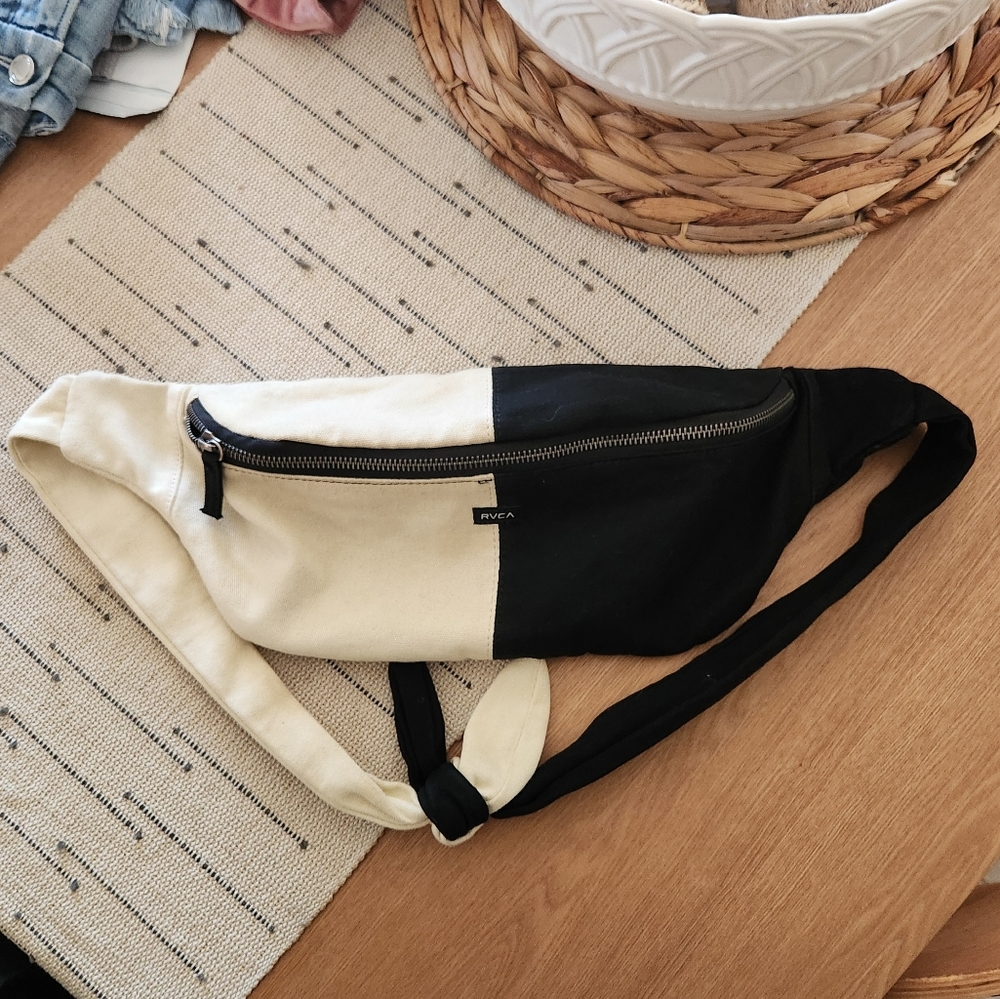 RVCA Canvas Sidebag